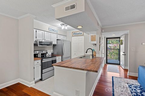 11017 Running Ridge Road sold condo in Carmel Village II, Charlotte, NC