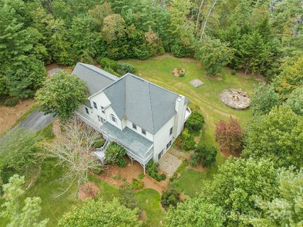 6 Dogwood Lane sold home in Ravenwood Estates, Fletcher, NC