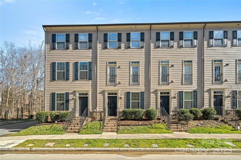 13842 Winmau Lane