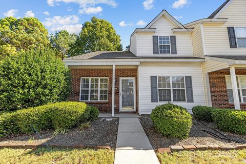 13648 Meade Glen Court sold home in Bennington Place, Charlotte, NC