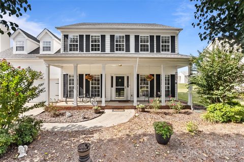 1413 Lockhart Place