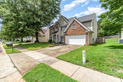 Homes in Oakdale, Charlotte