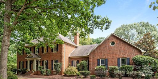 21316 Sandy Shore Lane sold home in Country Club Shores, Cornelius, NC