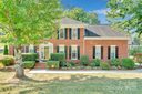 209 Whitefriars Lane sold home in Matthews, SC