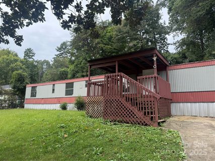 7821 Bondhaven Drive sold home in Lamplighter Village, Charlotte, NC