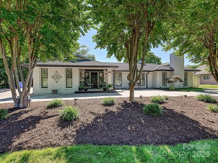 169 Spring Run Drive sold home in Mallard Head, Mooresville, NC