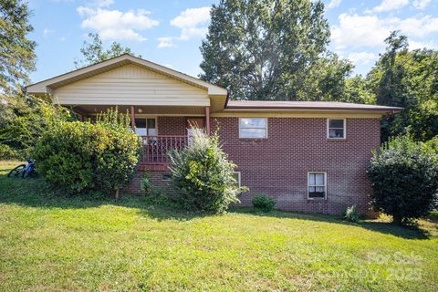 257 Stewart Street sold home in Hertfordshire, Concord, NC