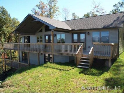 297 Ben Nevis Road sold home in Highland Forest, Brevard, NC