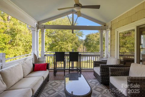 950 Jetton Street sold home in Spinnaker Point, Davidson, NC