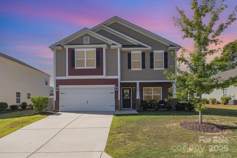 197 Crimson Queen Drive