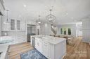 321 W 7th Street sold home in Charlotte, SC
