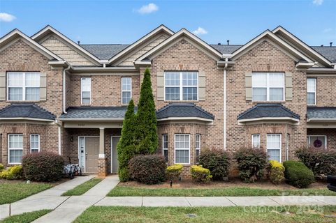 5678 Stafford Road sold townhome in Brookdale Village, Charlotte, NC