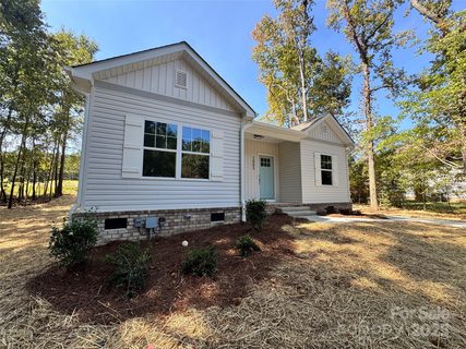 1002 Oak Hill Drive sold home in Southwood Estates, Monroe, NC