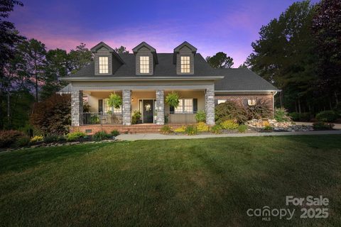221 Riverwalk Drive