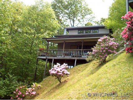 600 Brandywine Road Villa 10 sold townhome in Viewpoint Villas, Waynesville, NC