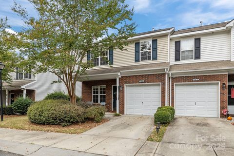 304 Azteca Drive sold home in Wendover At Curry Place, Matthews, NC