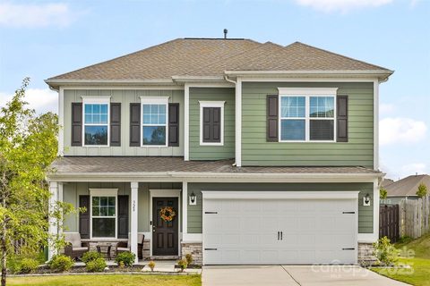328 Cold Creek Way sold home in River Park, Mount Holly, NC