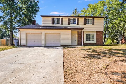 11222 Smoke Tree Lane sold home in Ashebrook, Charlotte, NC