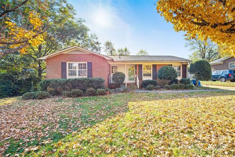 3420 Woodleaf Road
