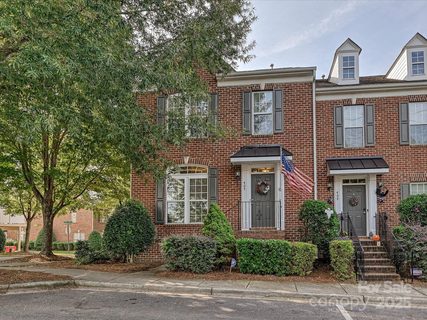 405 Armour Street sold townhome in Davidson Bay, Davidson, NC