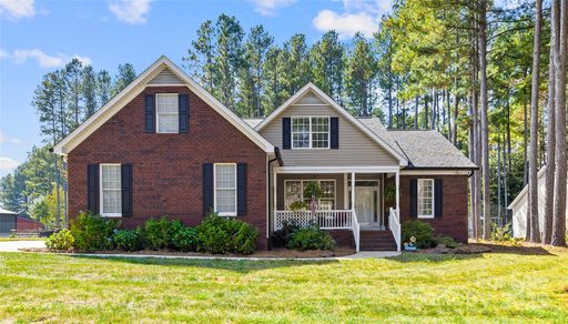 8850 Erbach Lane sold home in Oldenburg Estates, Mount Pleasant, NC