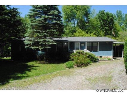 24 Tess Lane sold home in Bradley Walker Heights, Maggie Valley, NC
