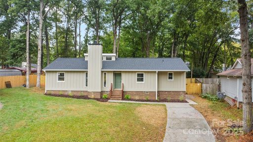 7705 Stone Canyon Lane sold home in Rolling Oaks, Charlotte, NC