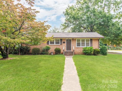 1200 Echo Glen Road sold home in Virginia Manor, Charlotte, NC