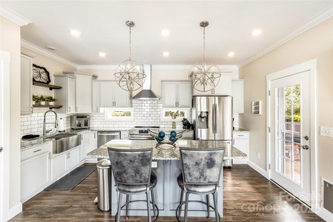 153 Badin Lake Circle