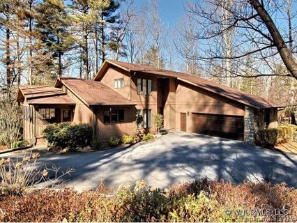 235 Estate Drive sold home in Chanteloup, Hendersonville, NC