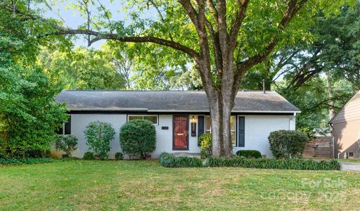 4432 University Drive sold home in Collins Park, Charlotte, NC