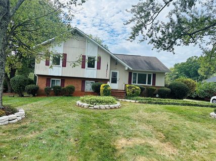 7524 Middlebury Place sold home in Idlewild Farms, Charlotte, NC
