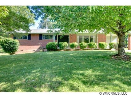 212 South Hillandale Drive