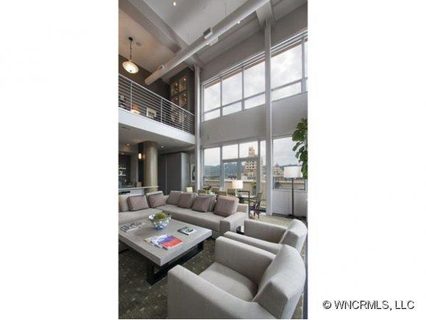 12 South Lexington Avenue 601