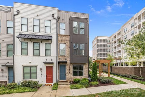 2140 Terwilliger Terrace
