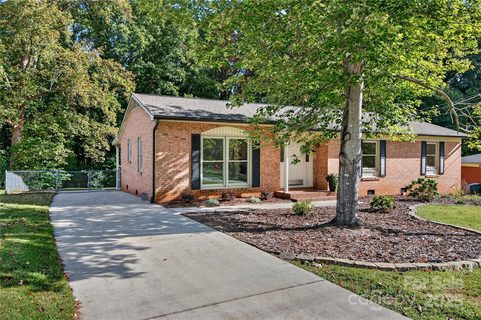 122 Brookfield Circle sold home in Edgemoor, Mooresville, NC