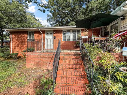 3014 Marlborough Road sold home in Marlborough Woods, Charlotte, NC