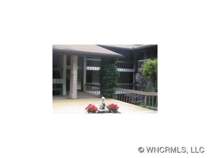 104 Mountain Lea sold townhome in Hilltop, Sapphire, NC