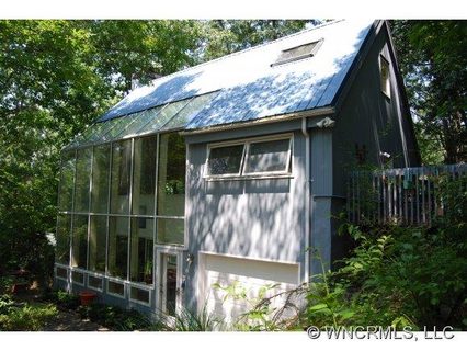 335 Sourwood Road sold home in Christmount, Black Mountain, NC