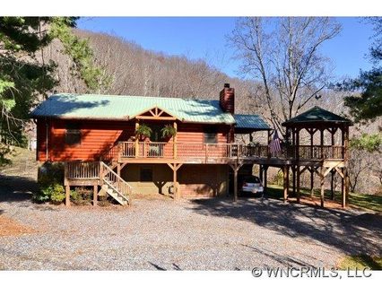 758 Red Maple Drive