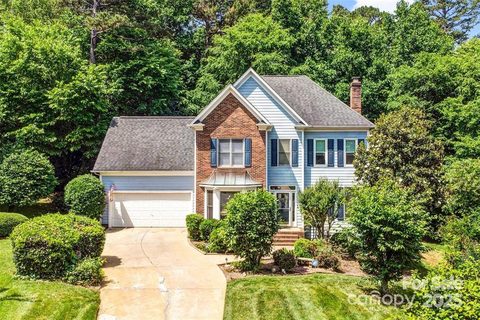 Previously sold for $305,000