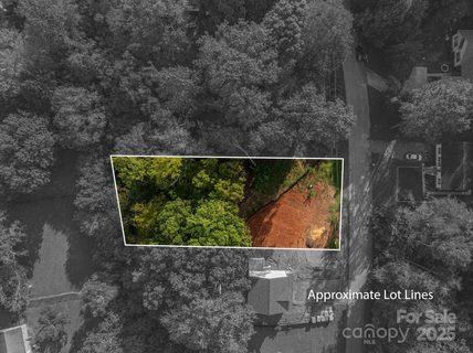 1241 E I Street sold home in Eastmont Park, Newton, NC
