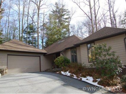 2702 Miller Lane sold home in Sycamore Hill, Hendersonville, NC