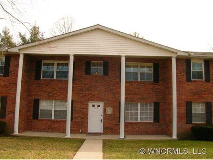 102 Falling Waters Road 2 sold condo in Brookside Manor, Hendersonville, NC