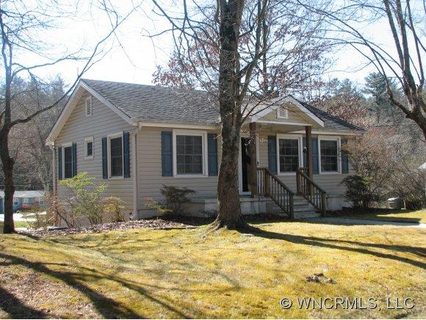 2135 Arlington Pl sold home in Arlington Ext Druid, Hendersonville, NC