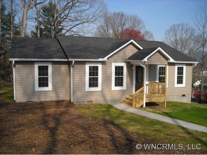 19 Enka Pine St sold home in Enka Village, Candler, NC