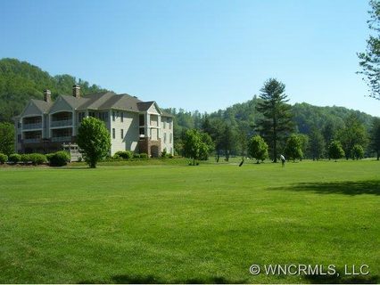 5057 Glenview Lane sold home in Mountain Glen Condominium, Maggie Valley, NC