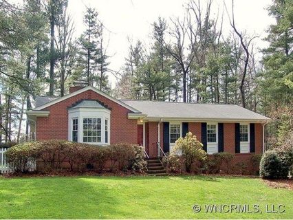 111 Glengary Dr