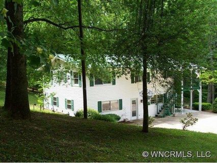 370 Bradley Street sold home in Bradley Walker Heights, Maggie Valley, NC