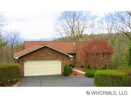 120 Partridge Path sold home in Rambling Ridge Est, Hendersonville, NC